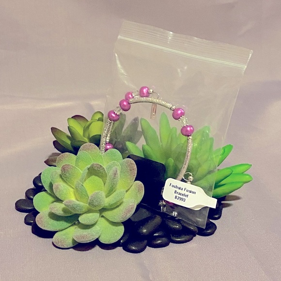 Vantel Pearls Jewelry - NEW Vantel Pearl Co. Fuchsia Fusion Wrist Candy Wrap Bracelet